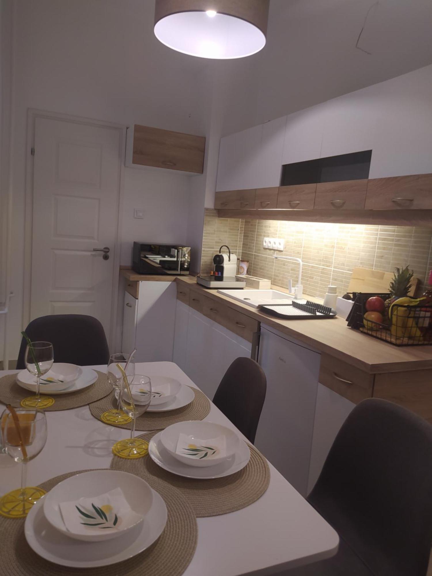 Lady Mabel'S Apartment Near To Arena, Puskas Stadion And City Park, With Guarded Parking Place Budapest Ngoại thất bức ảnh